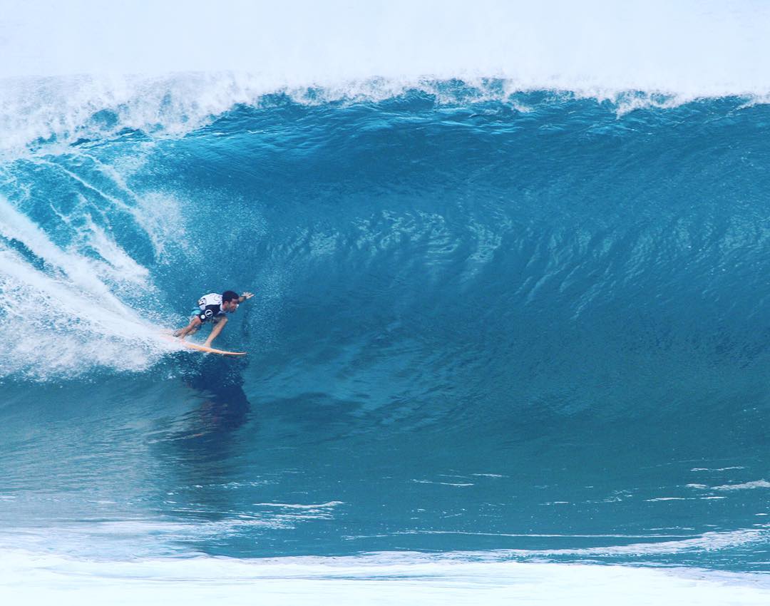 woo @cocom4debarrelkilla getting a bomb @volcom @ripcurl_usa