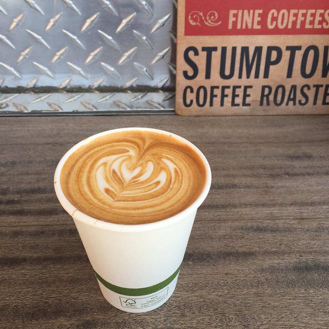 cheers @stumptowncoffee in soma @pxnx